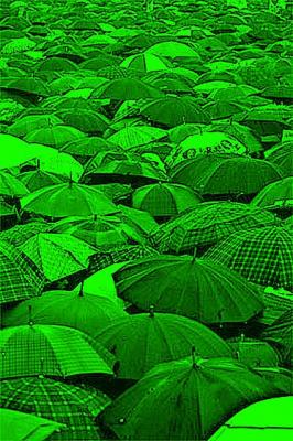 Un paraguas verde limóm