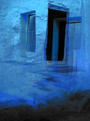 Foto poema  Azules editado en la revista digital de Bruno Jordán
