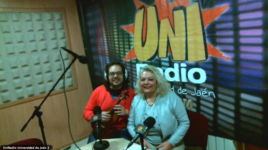 DIVÁN LETRA HERIDA PROGRAMA DE RADIO UNIRADIO UNIVERSIDAD DE JAÉN MAÑANA INVITADO EL MÚSICO ALEX MEDINA